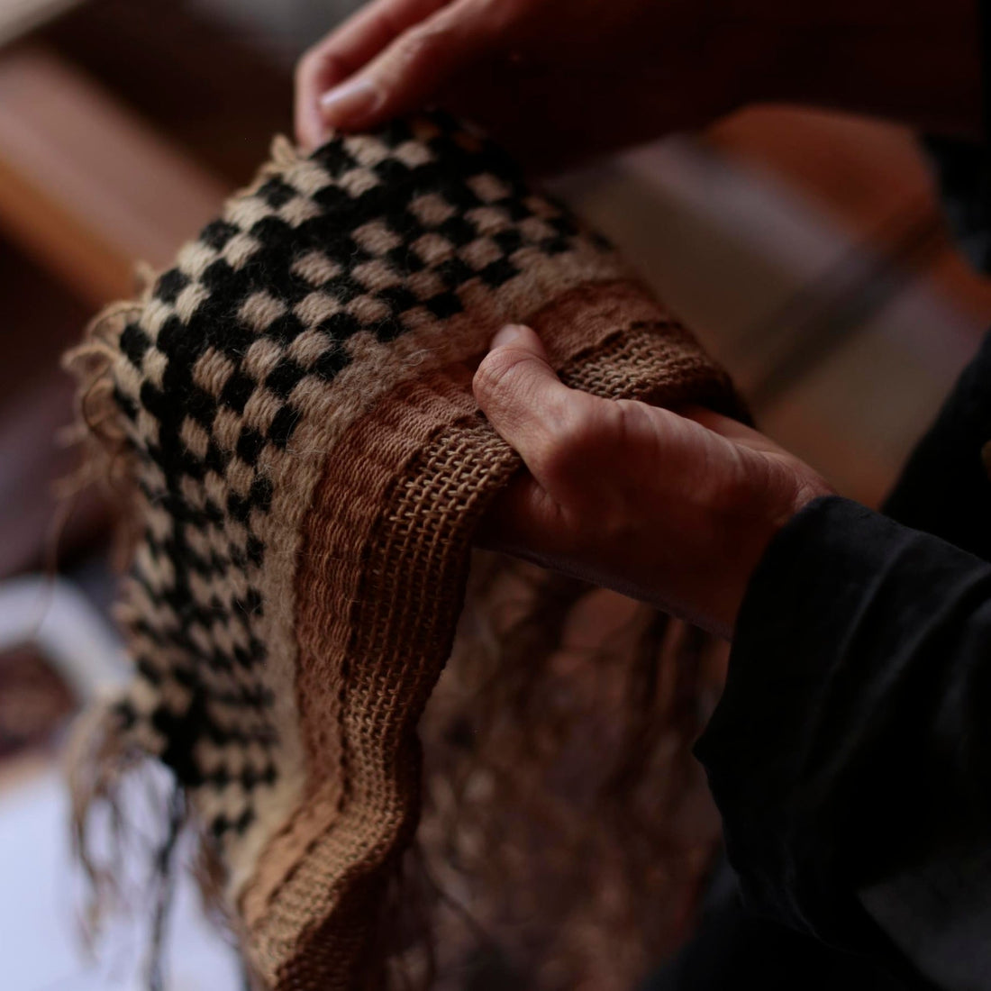 Away Pacha: Weaving Andean Thinking