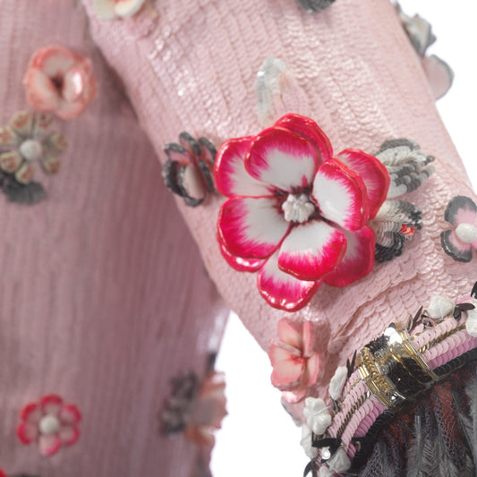 Until 18 October 2026: WEAVING, EMBROIDERING, EMBELLISHING