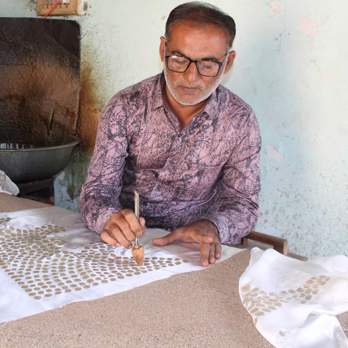 Wednesday 23 September, 11-4 p.m.: Talks, Demonstrations, and Pop Up, India Trunk with Ruth Clifford, Lokesh Ghai, Judy Frater, Carry Somers and artisans and designers from India