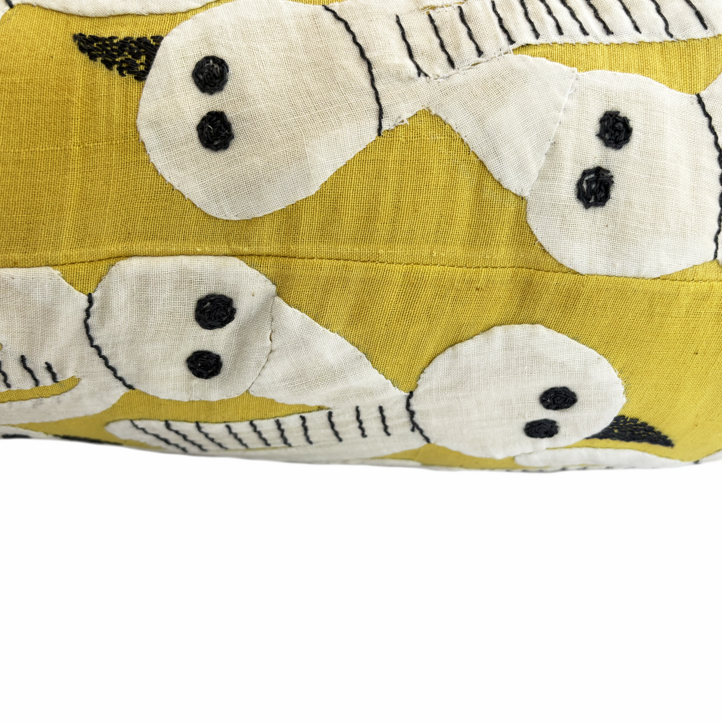 India, Muuyee, Busy Safed Panchhis Cushion Cover