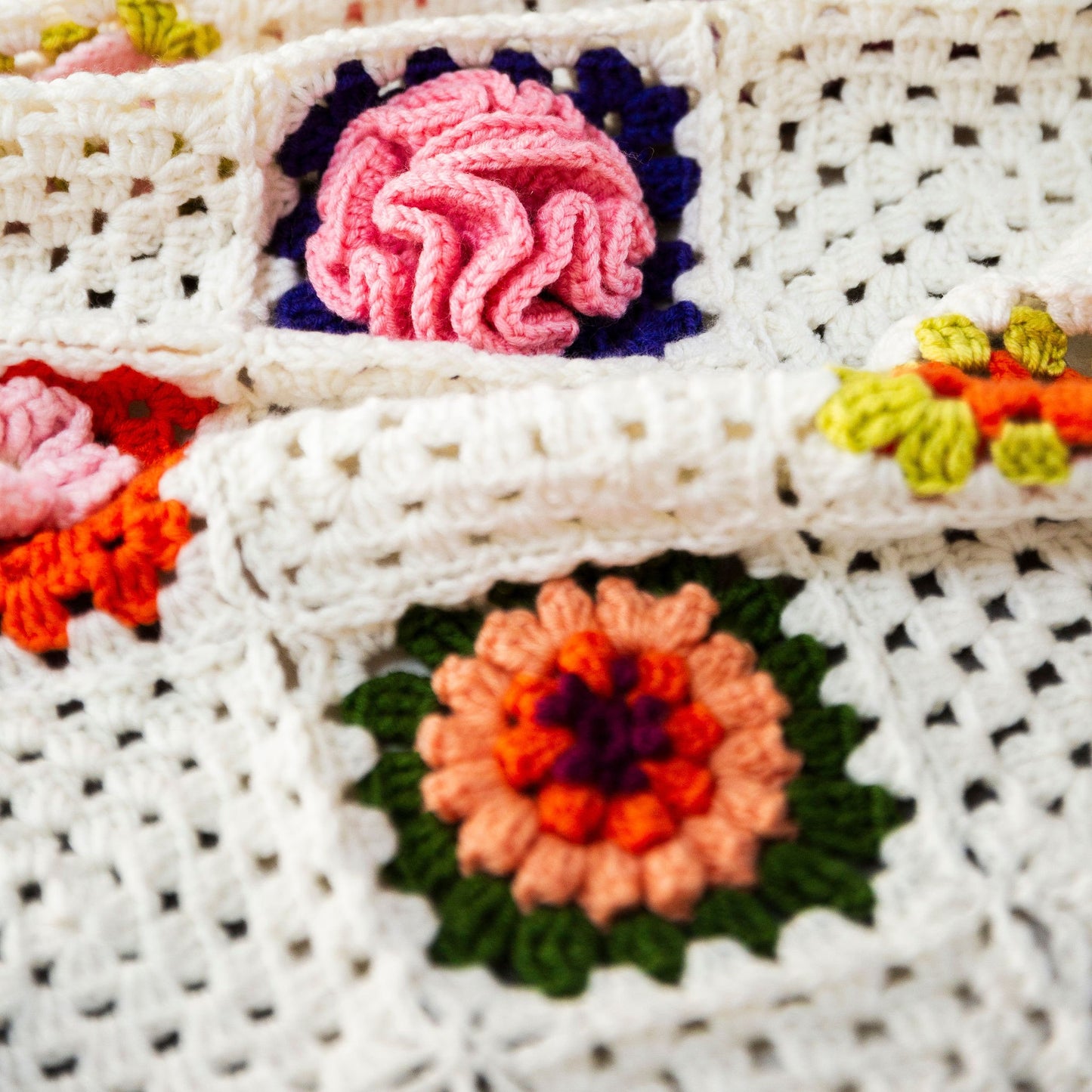 Saturday 13 September, 2:30 - 5:30pm : Workshop, Crochet Flower Workshop with Claire Montgomerie - Textile Weekender at City Lit Art School