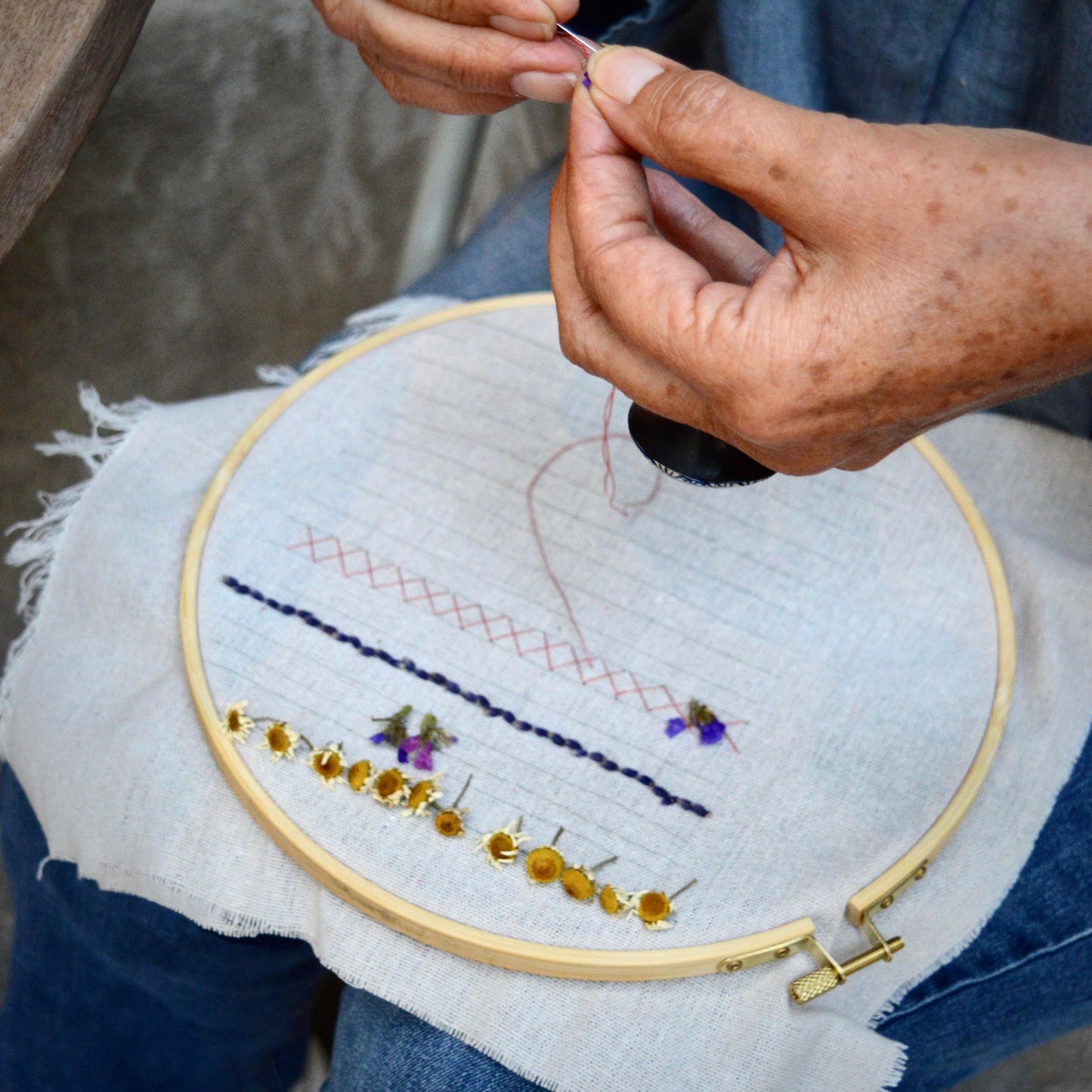 Thursday 4 September, 2-4 p.m.: Workshop: Stitching with Nature with Katerina Knight - SOLD OUT