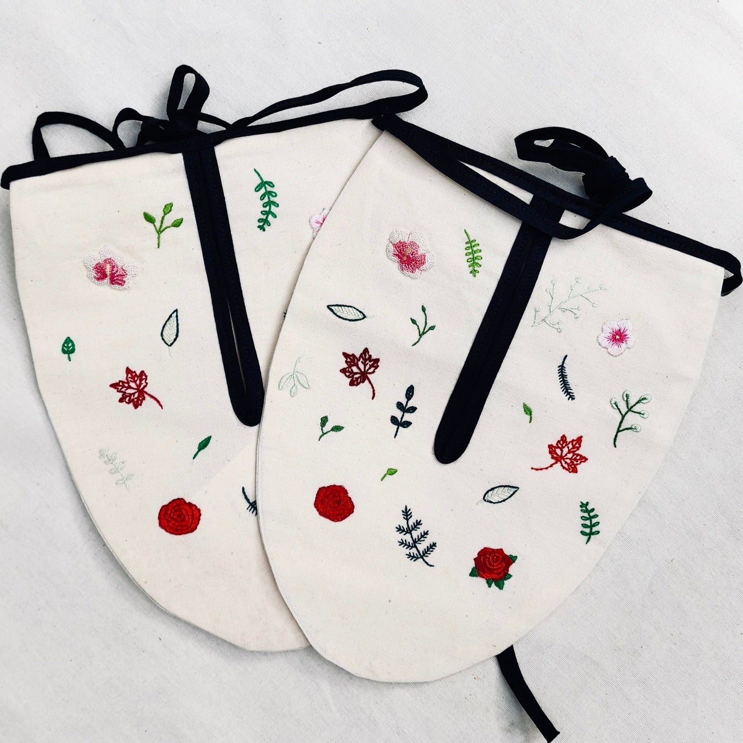 Tuesday 9 September, 10-4 p.m.: Workshop: Make a Historically Inspired Pocket with Melissa Jo Smith and acclaimed designer Rebecca Cole from Illuminated Arts