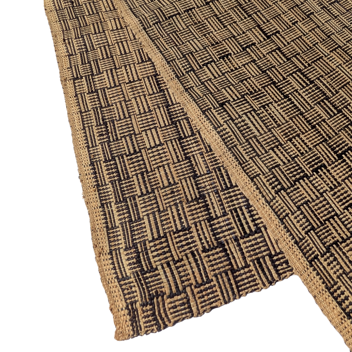 Madagascar, Tanana, 'Miaraka' Together Runner