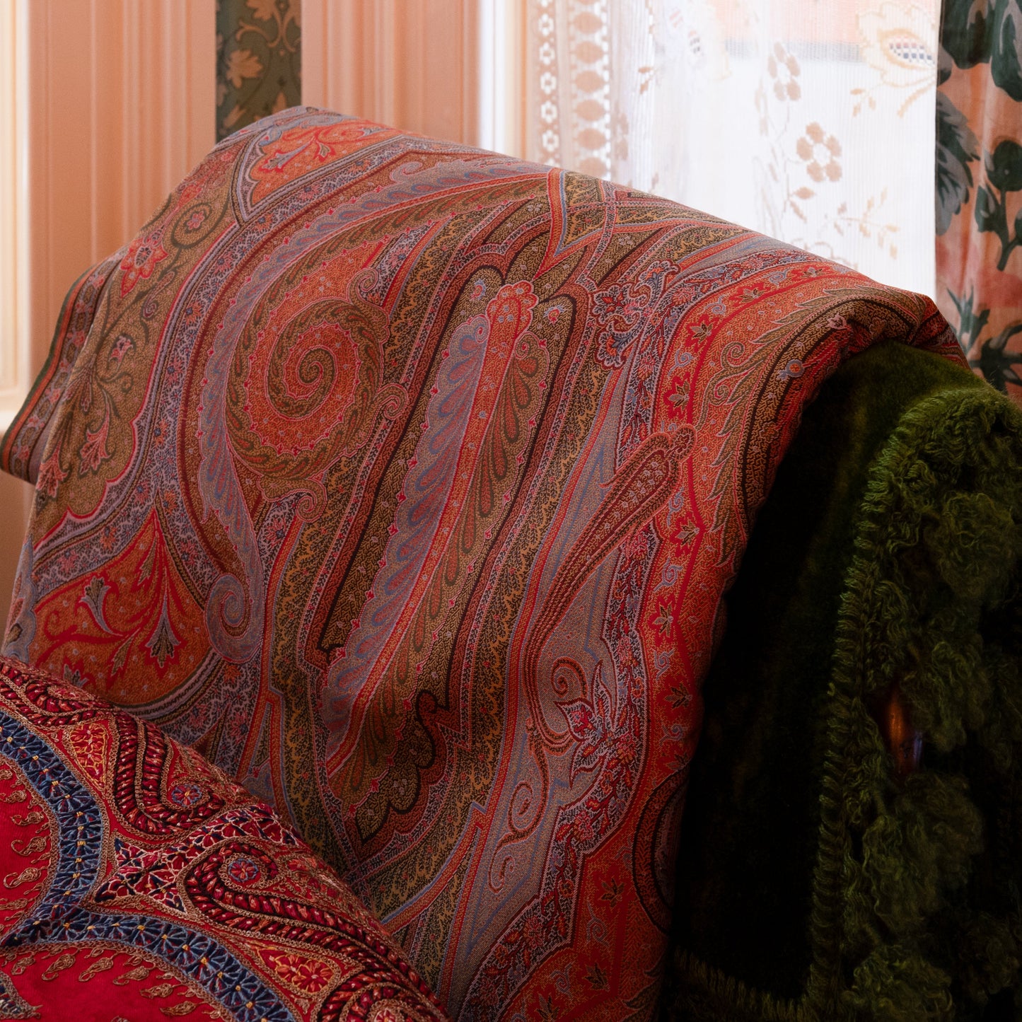 Thursday 11 September, 2-3 p.m.: Tours: Textiles through time with Echo Godfrey at the Museum Of The Home - SOLD OUT