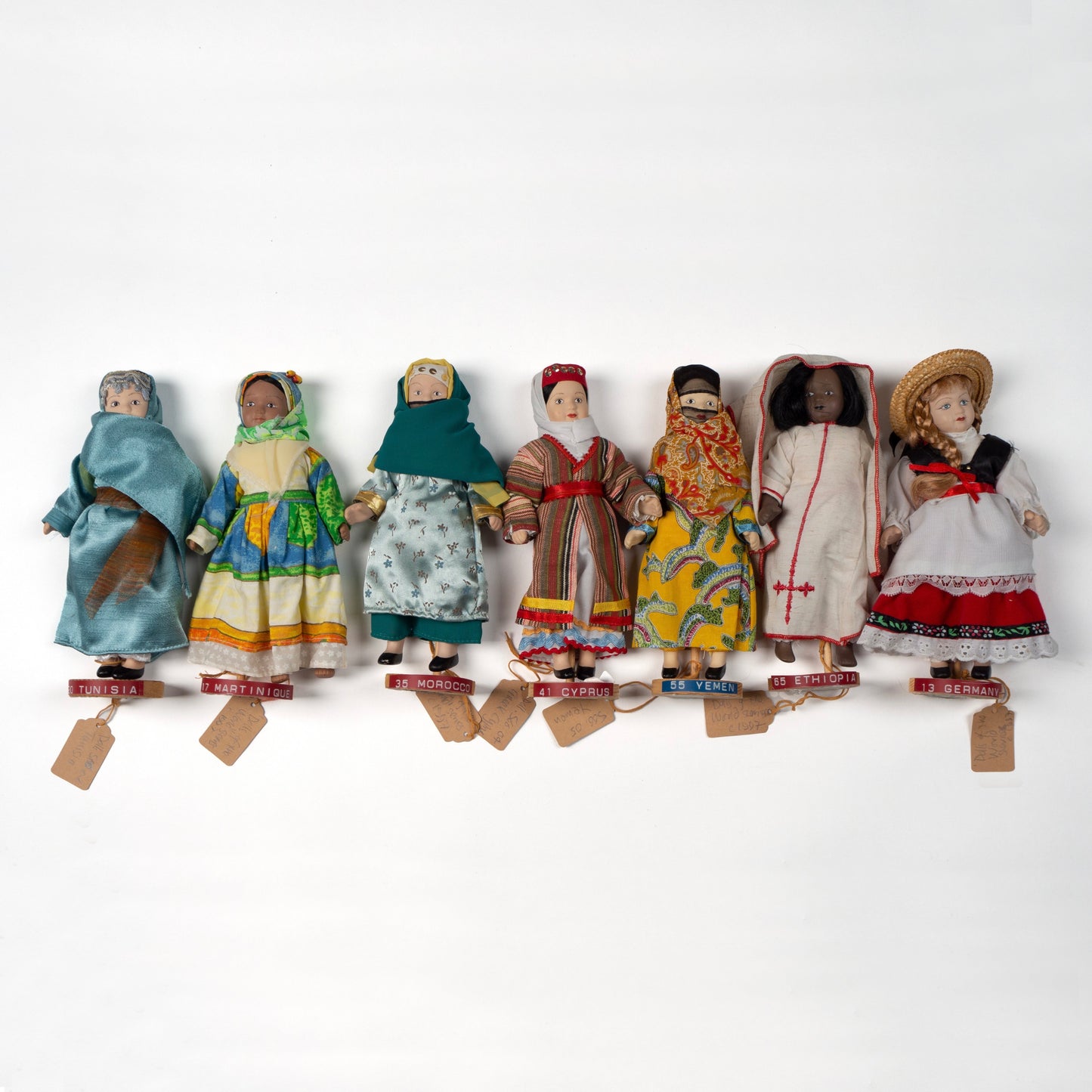 Tuesday 8 September 2-3 p.m.: Tour: Dress History Teaching Collection at Brighton University with Lou Taylor