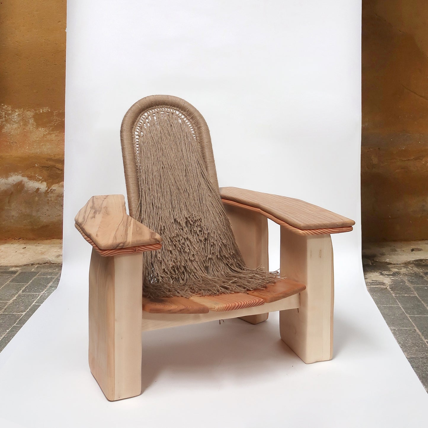 Friday 19 September, 6:30-8:30 p.m.: Exhibition & Talk: Thread Counts, The Power of Textiles in Contemporary Art with Isabella Smith, Woo Jin Joo and Christopher Kelly
