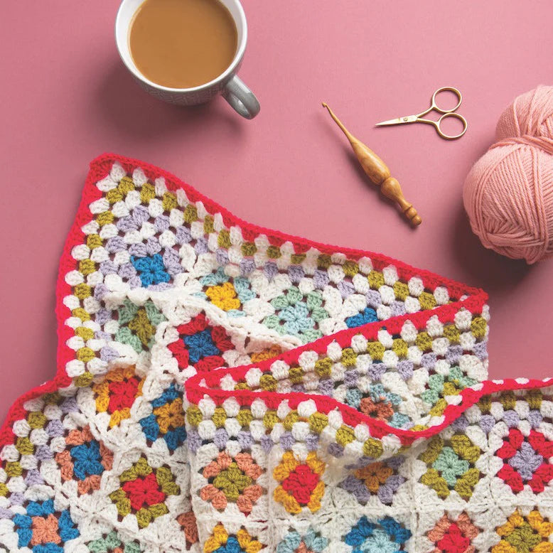Saturday 13 September, 2:30 - 5:30pm : Workshop, Crochet Flower Workshop with Claire Montgomerie - Textile Weekender at City Lit Art School