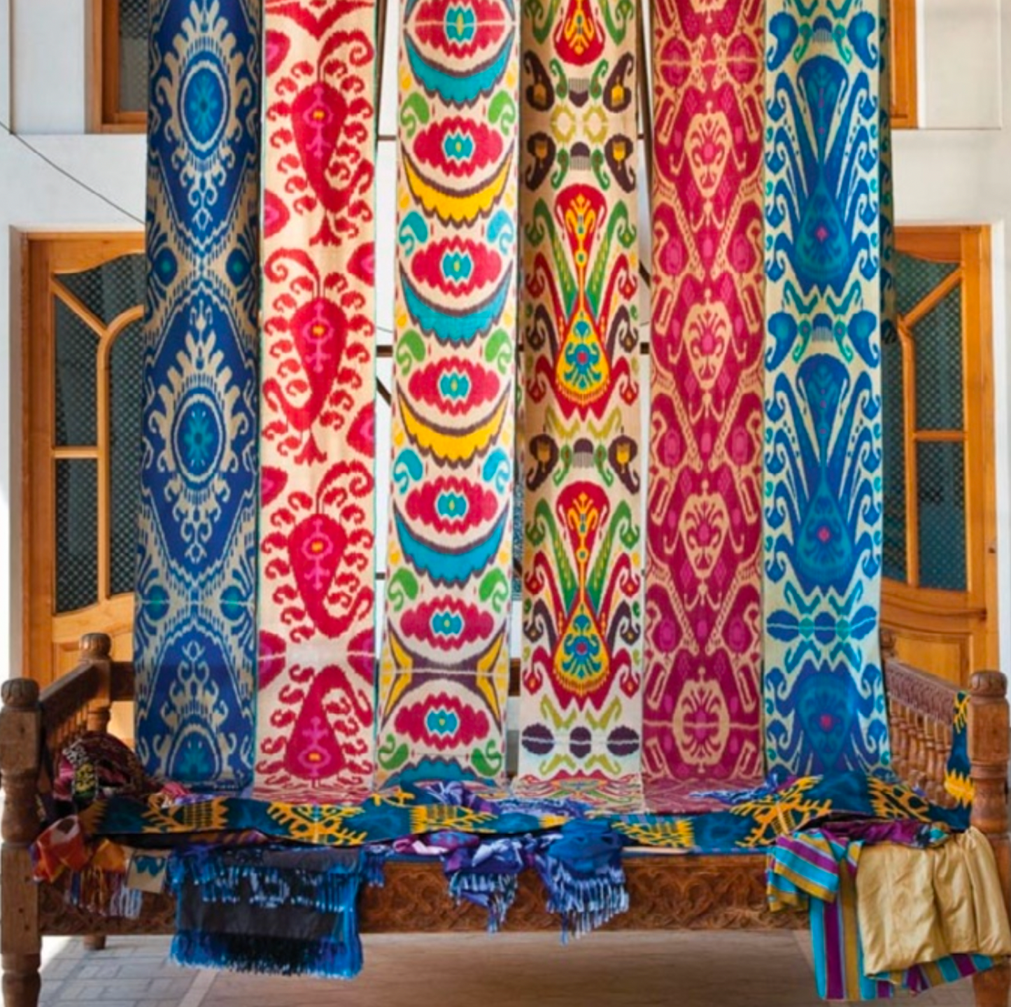 Online Symposium, Irresistible