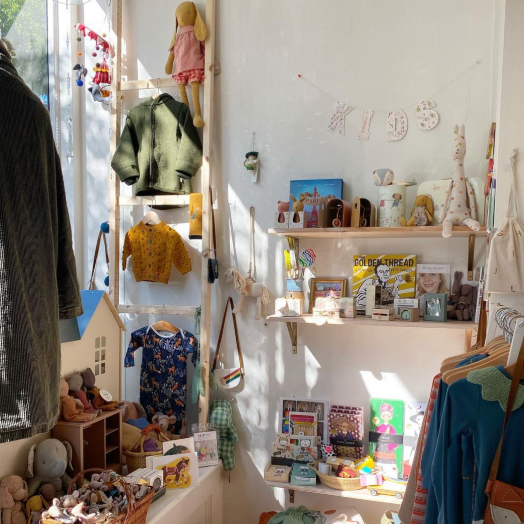 USA, New York, Nyack, Abigail Rose & Lily Too