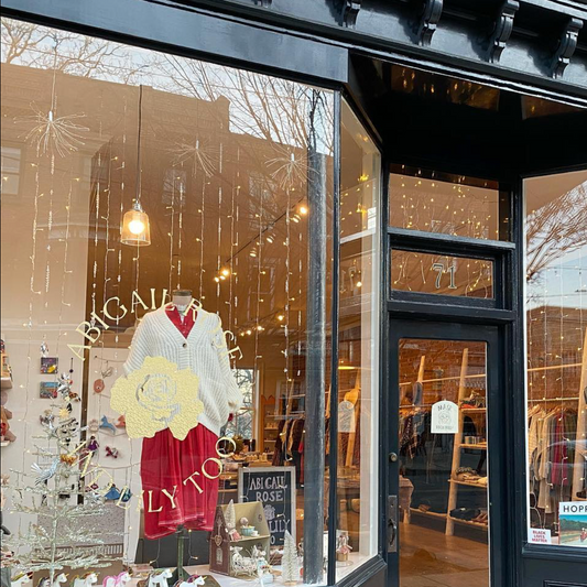 USA, New York, Nyack, Abigail Rose & Lily Too