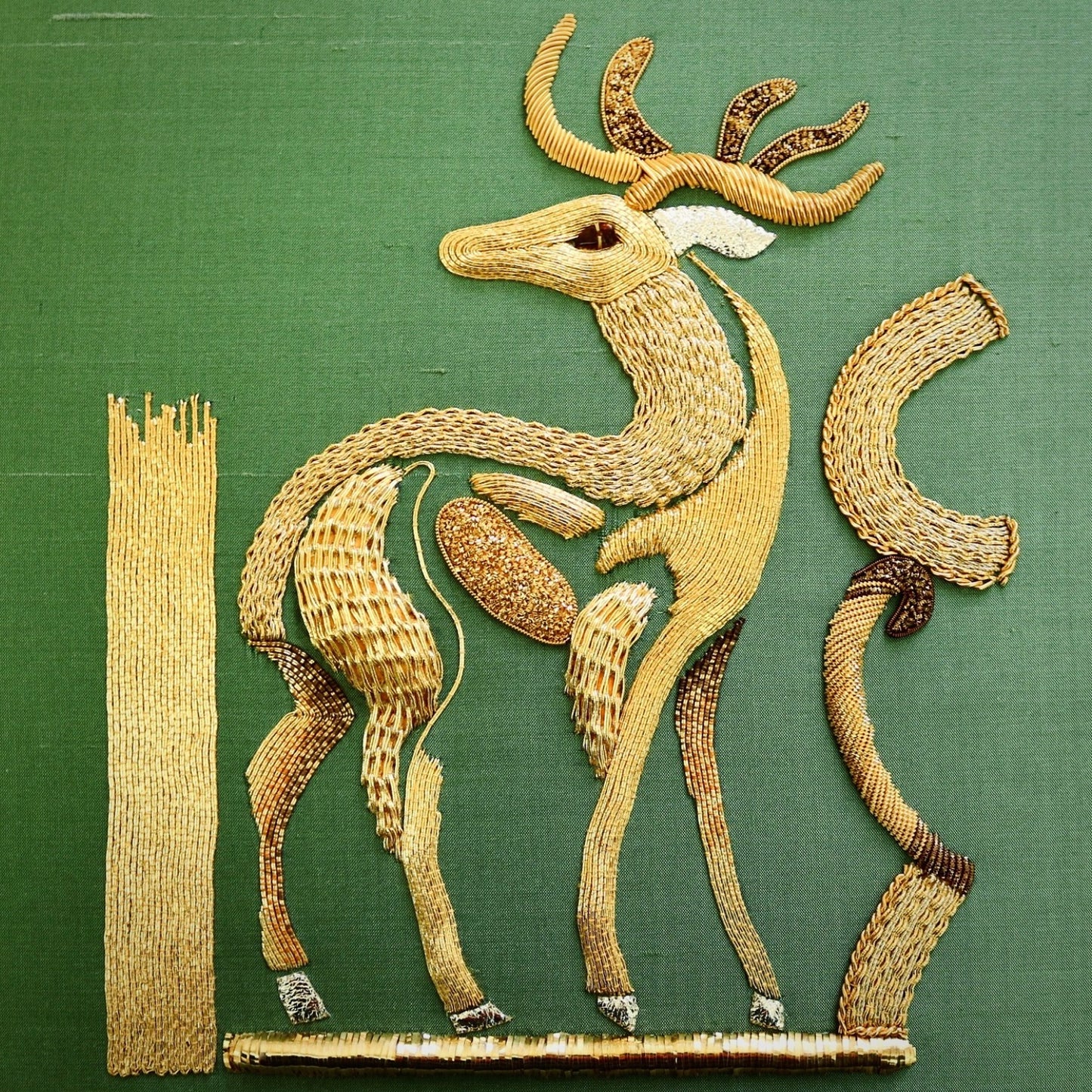 Wednesday 24 September, 2-4 p.m.: Open Studio and Exhibition Walkthrough with The Royal School of Needlework