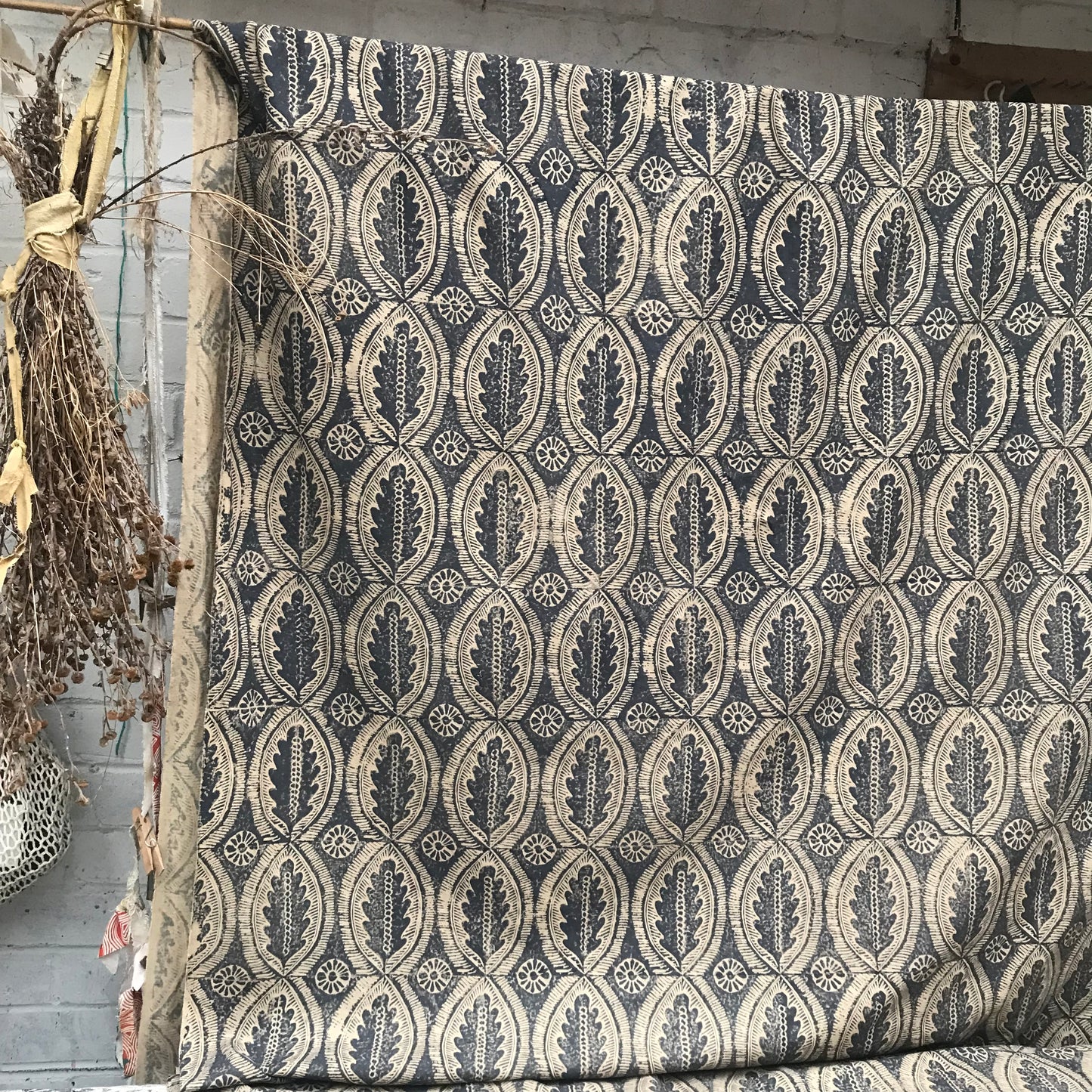 Wednesday 3 September 10-4 p.m.: Workshop: Foraging, Natural Dye and Mordant Printing with Sarah Burns