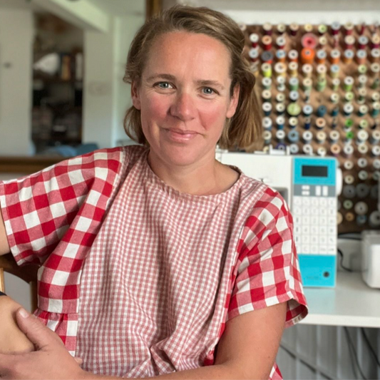 Laura ter Kuile - Thread Pegs