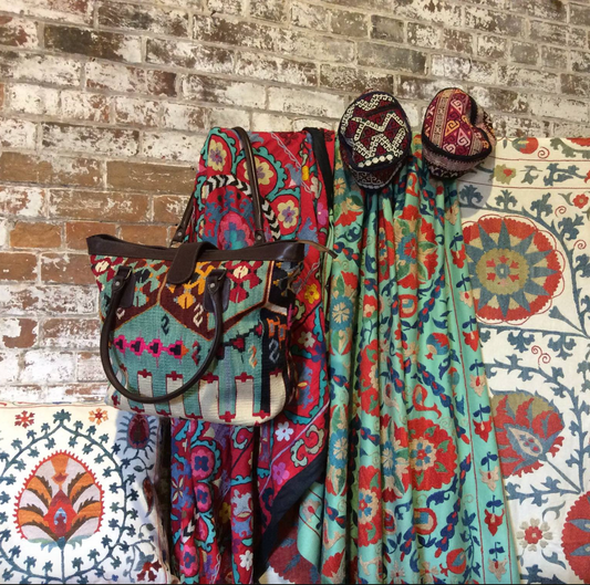 Anne Hildyard - Treasures from the Silk Road