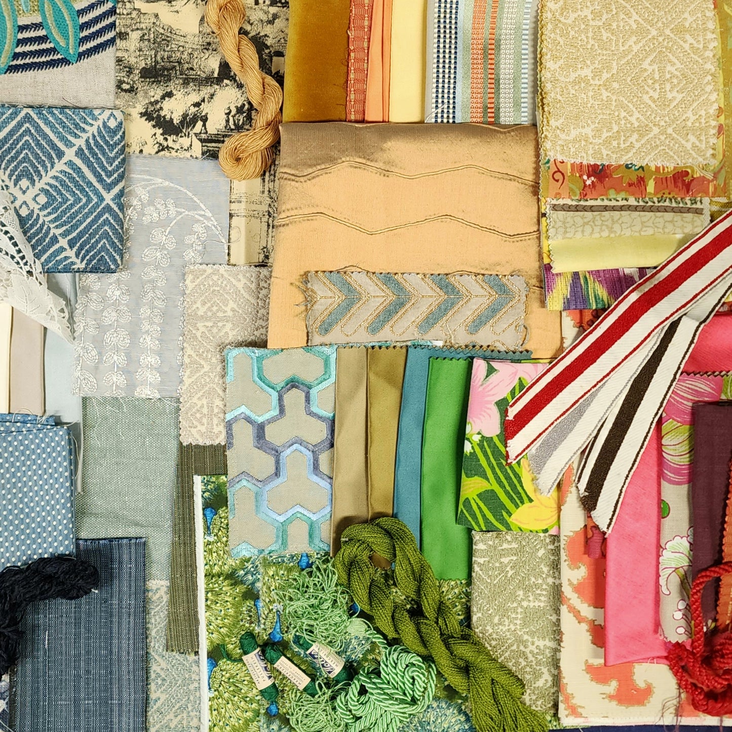 Wednesday 3 September, 10-4 p.m.: Workshop: Make a Historically Inspired Pocket with Melissa Jo Smith and designer Rebecca Cole from Illuminated Arts