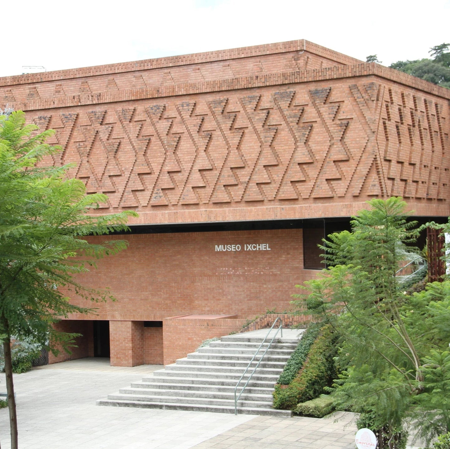 Guatemala, Guatemala City, Museo Ixchel del Traje Indigena