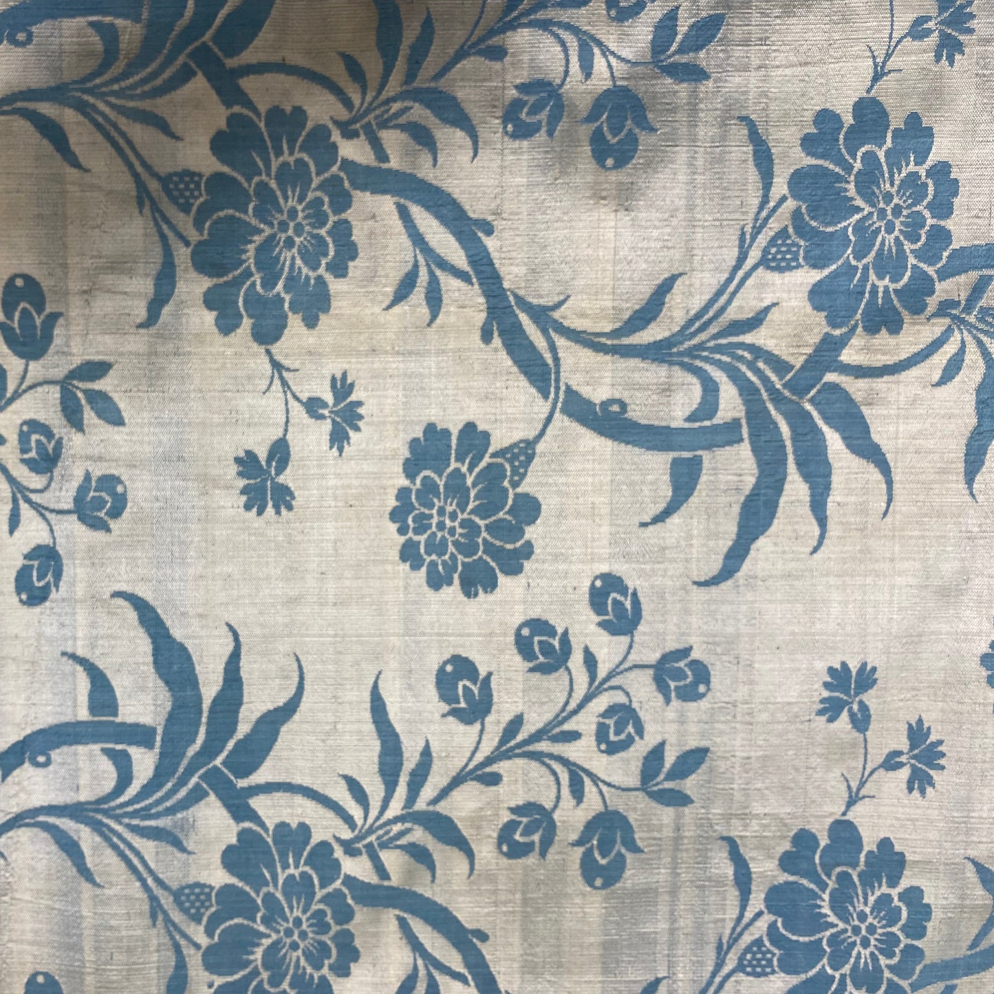 Thursday 25 September, 3-4:30pm: Talk: Huguenot Silk Weavers: A Legacy in Thread with Lara Dix at Museum of the Home