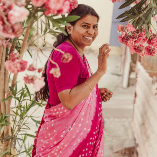 Saturday 6 September, 6-7 p.m.: Online Talk: From Seed to Garment: Decolonising Ethical Fashion with Madhu Vaishnav of Saheli Women