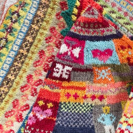 Wednesday 10 September, 10-4 p.m.: Workshop: Creating Vibrant Colour with Natural Dyes with Liz Baltesz