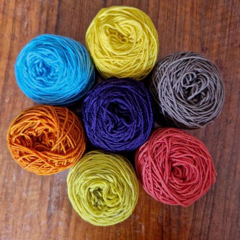 Wednesday 10 September, 10-4 p.m.: Workshop: Creating Vibrant Colour with Natural Dyes with Liz Baltesz