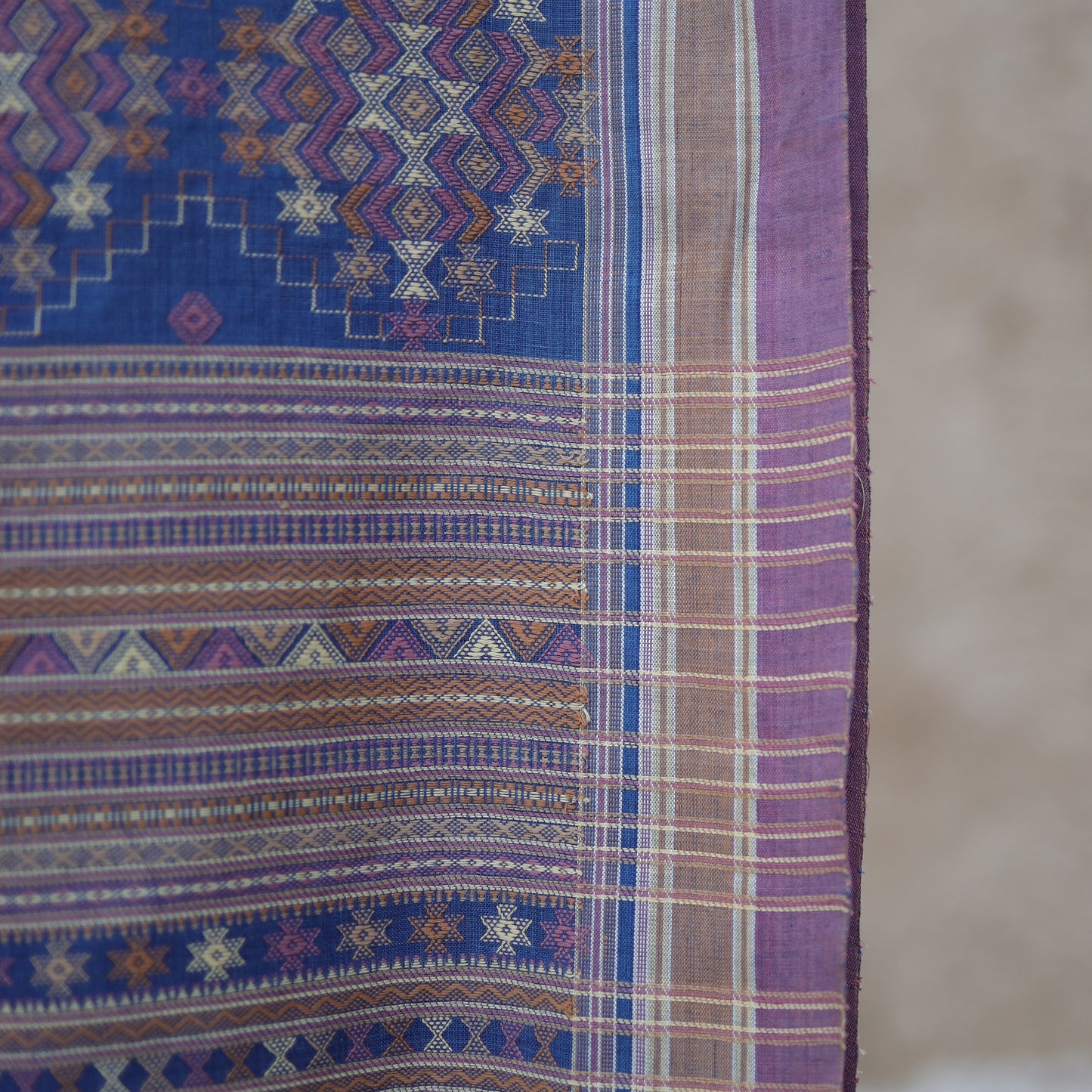 India, Vankar Vishram Valji Weaving / Shamji Vankar Vishram Valji, Handweaving