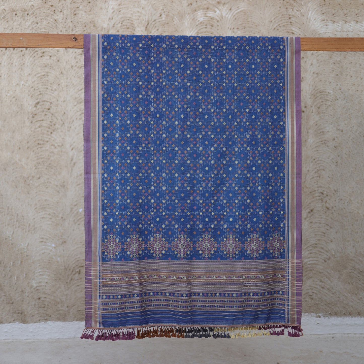 India, Vankar Vishram Valji Weaving / Shamji Vankar Vishram Valji, Handweaving