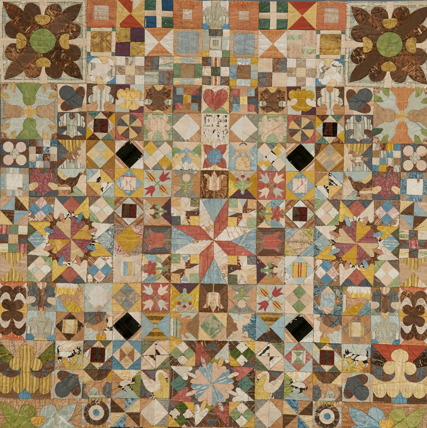 Quilting with Mandy Pattullo, Dorothy Osler, Joanna Hashagen, Abigail Booth and The Quilters' Guild