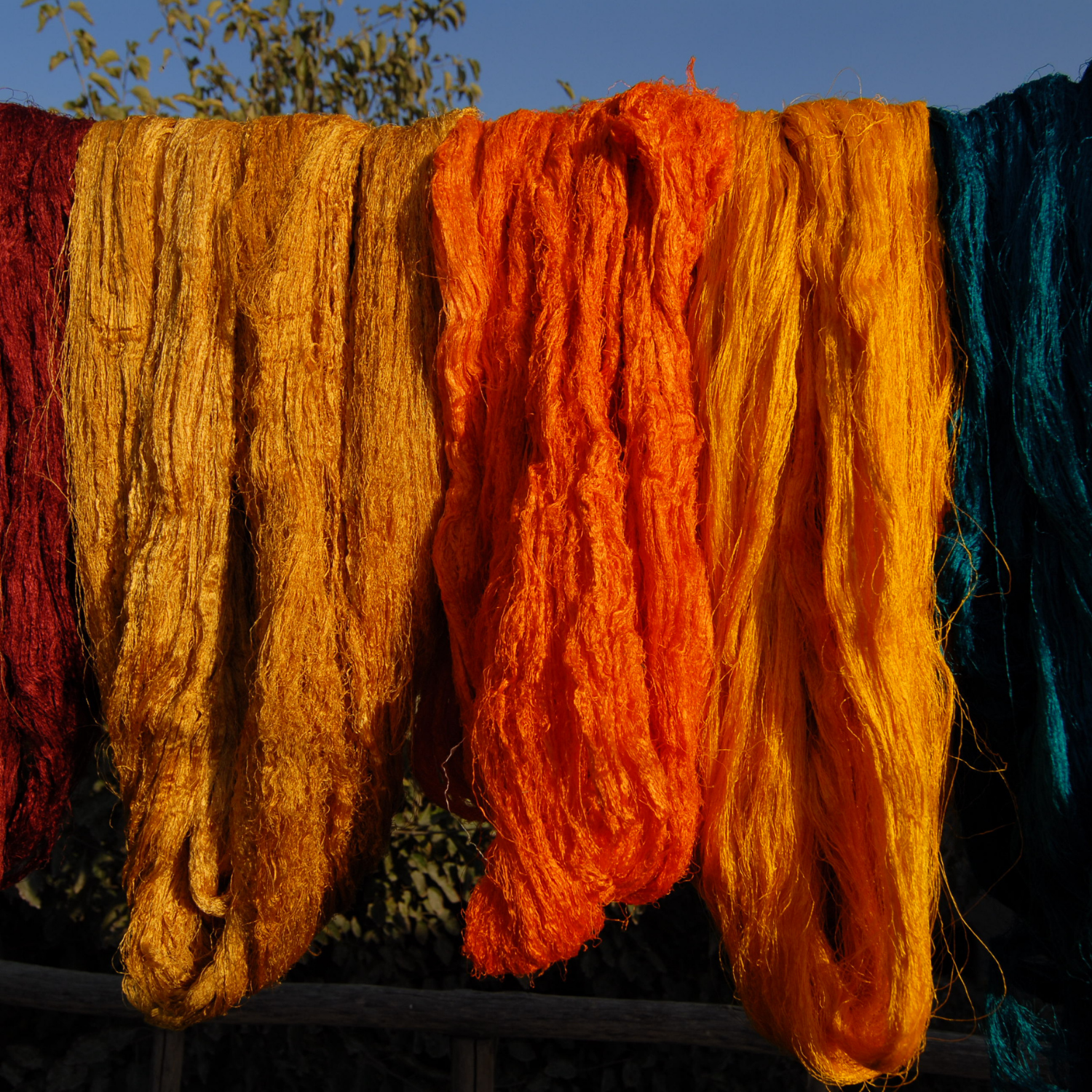 Colombia, Lebanon, Myanmar, & UK, Ishkar, Weaving