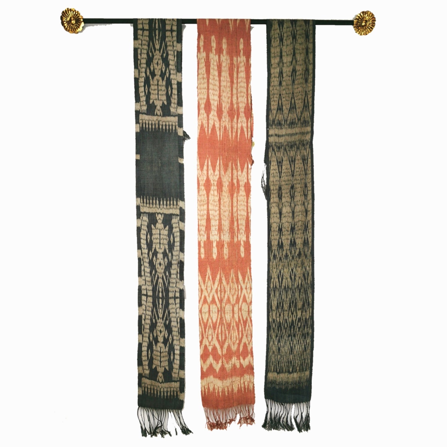 Indonesia, Rumah Rakuji / Myra Widiono, Ikat & Ulap Doyo Weaving