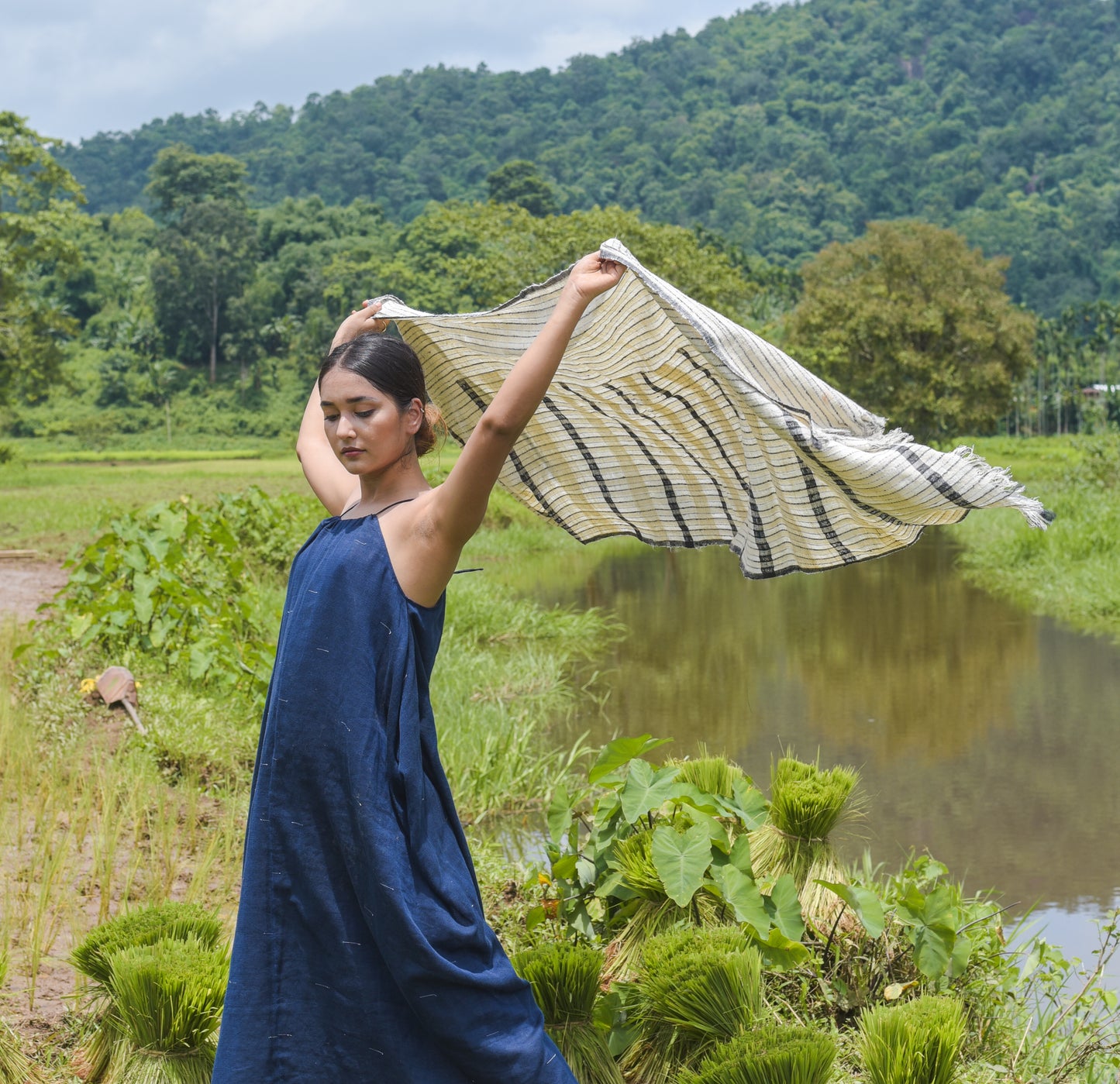 India, 7Weaves, Weaving