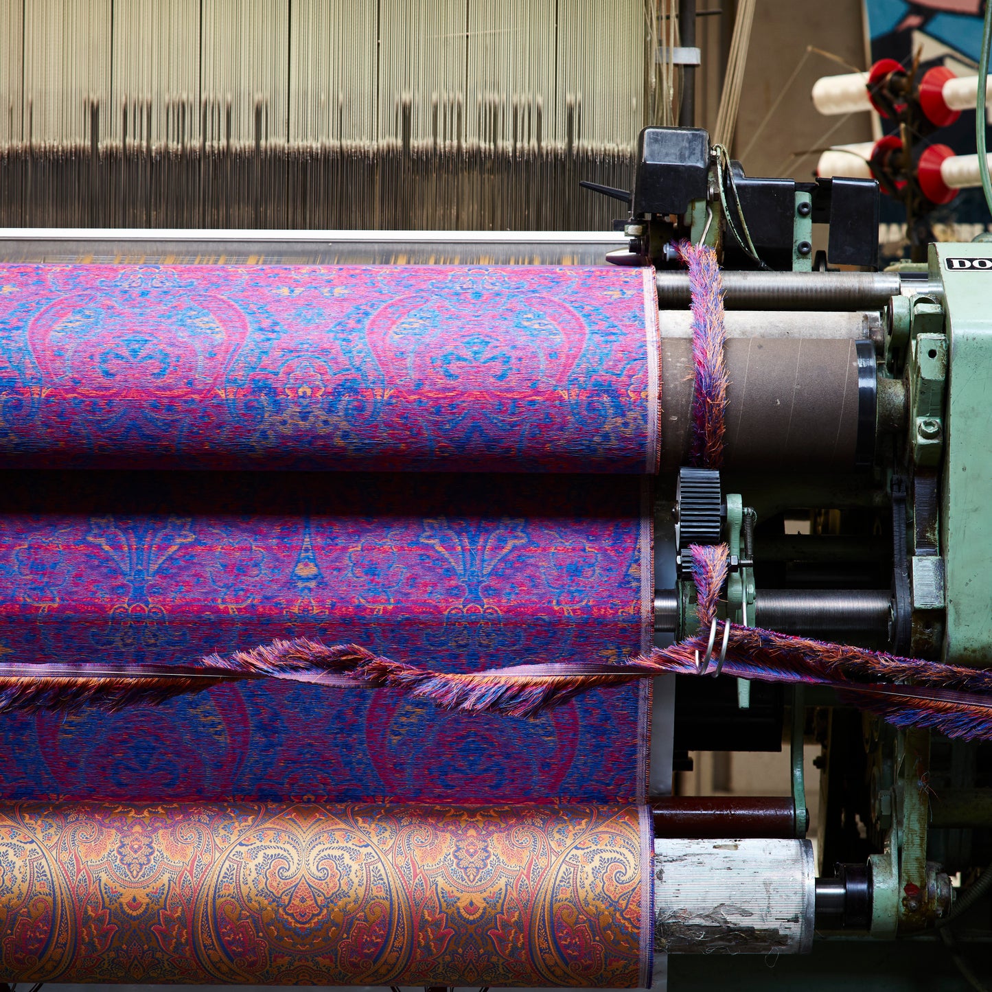 Silk: silk road, silk fibre, silk weaving with Angela Sheng, Mary Schoeser, Neil Thomas from Gainsborough Silk Mill, Rezia Wahid and Sue Tapliss of Whitchurch Silk Mill