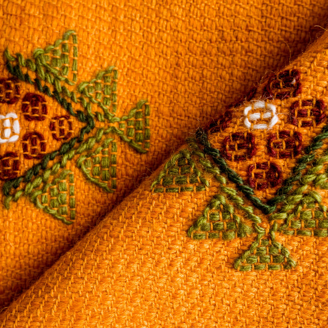 Bhutan, Yarn & Yathra House, Druk Throw
