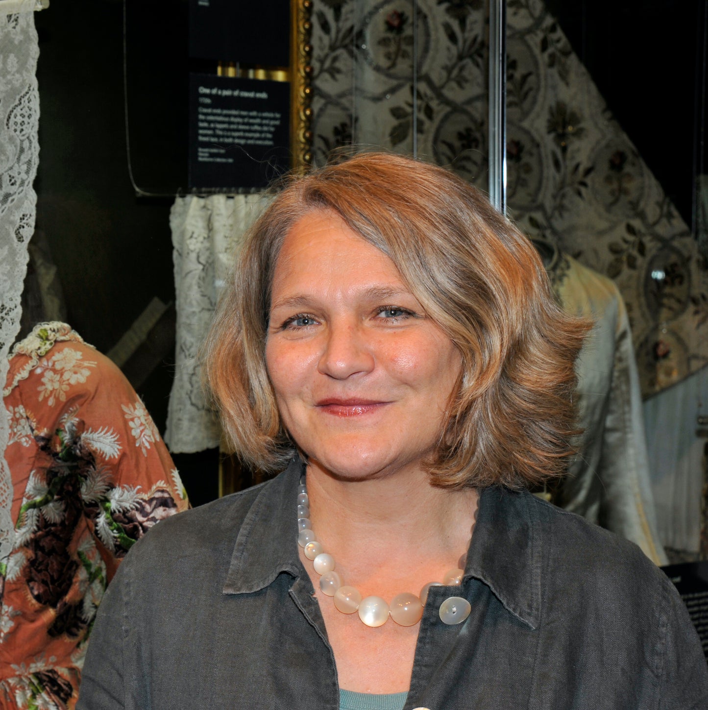 Quilting with Mandy Pattullo, Dorothy Osler, Joanna Hashagen, Abigail Booth and The Quilters' Guild