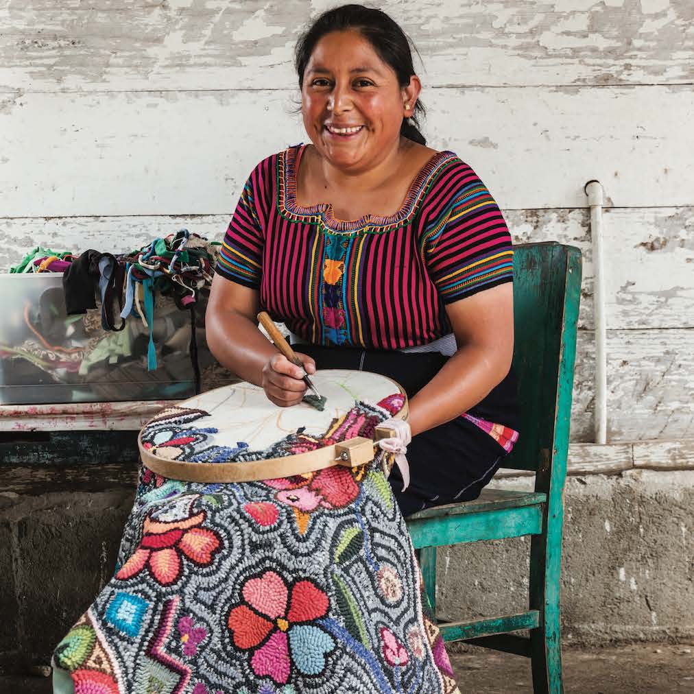 Guatemala, Multicolores, Rug Hooking & Embroidery