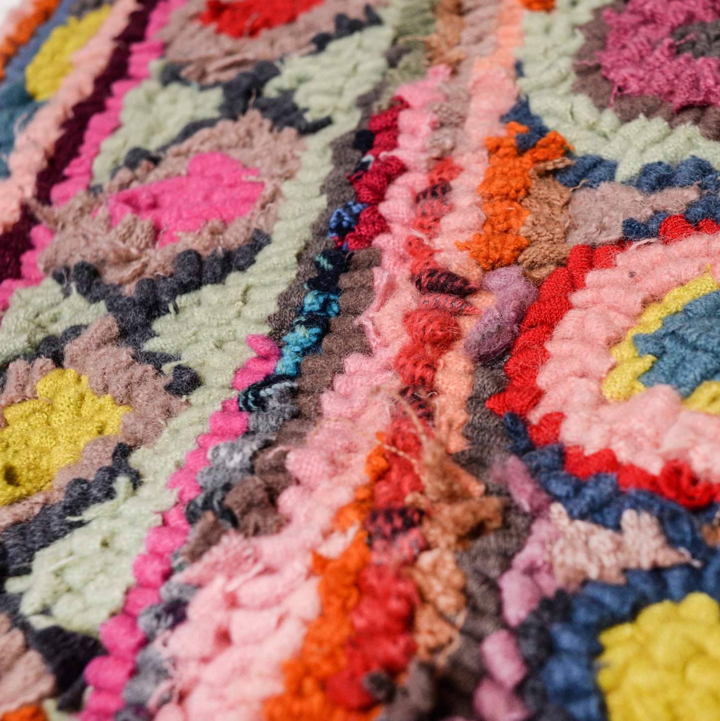 England, Lu Mason, 'Circles' Rag Rug