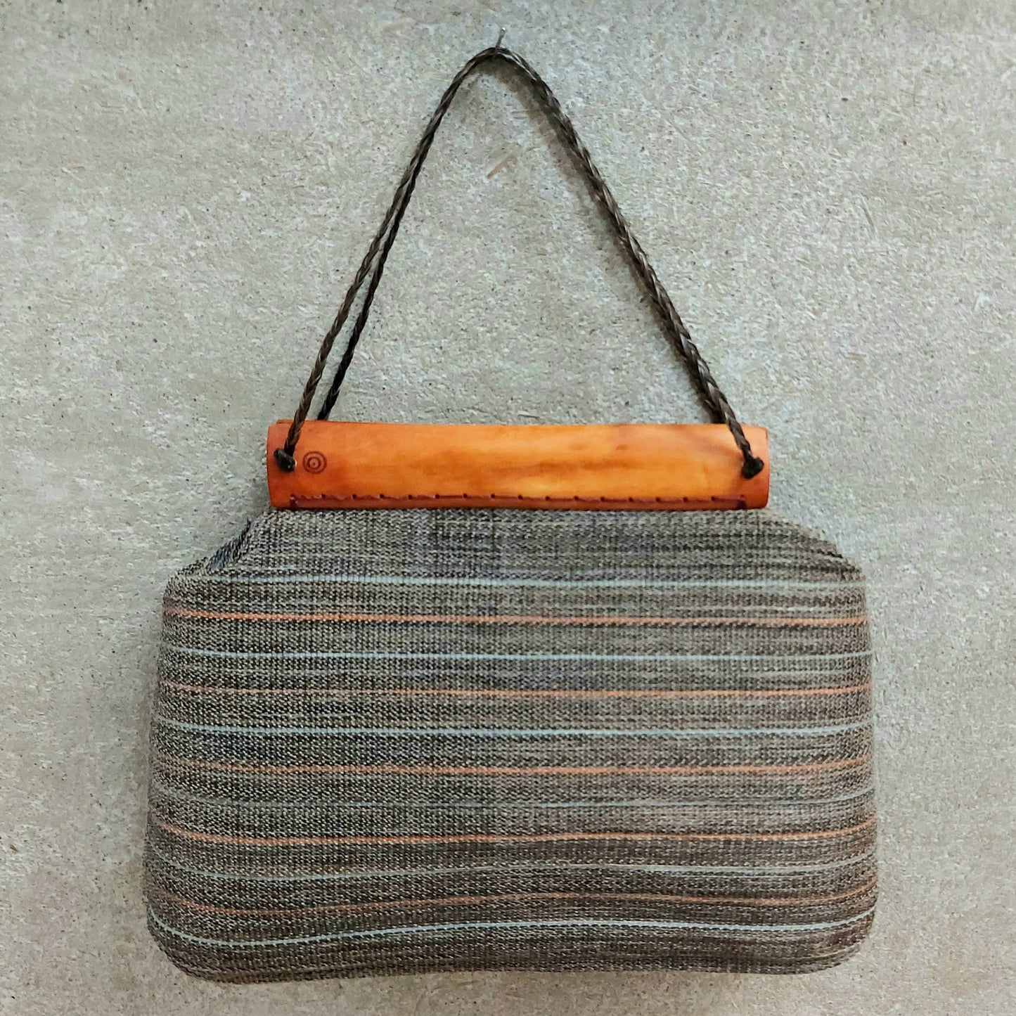 Finland, Waveweaver's Wool / Hannele Köngäs, Striped horse hair bag