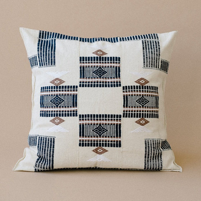 Ivory Coast & USA, Five Six Textiles, Waraniéné Pillow