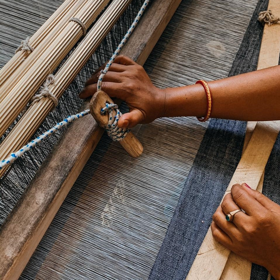 India, 7Weaves, Weaving