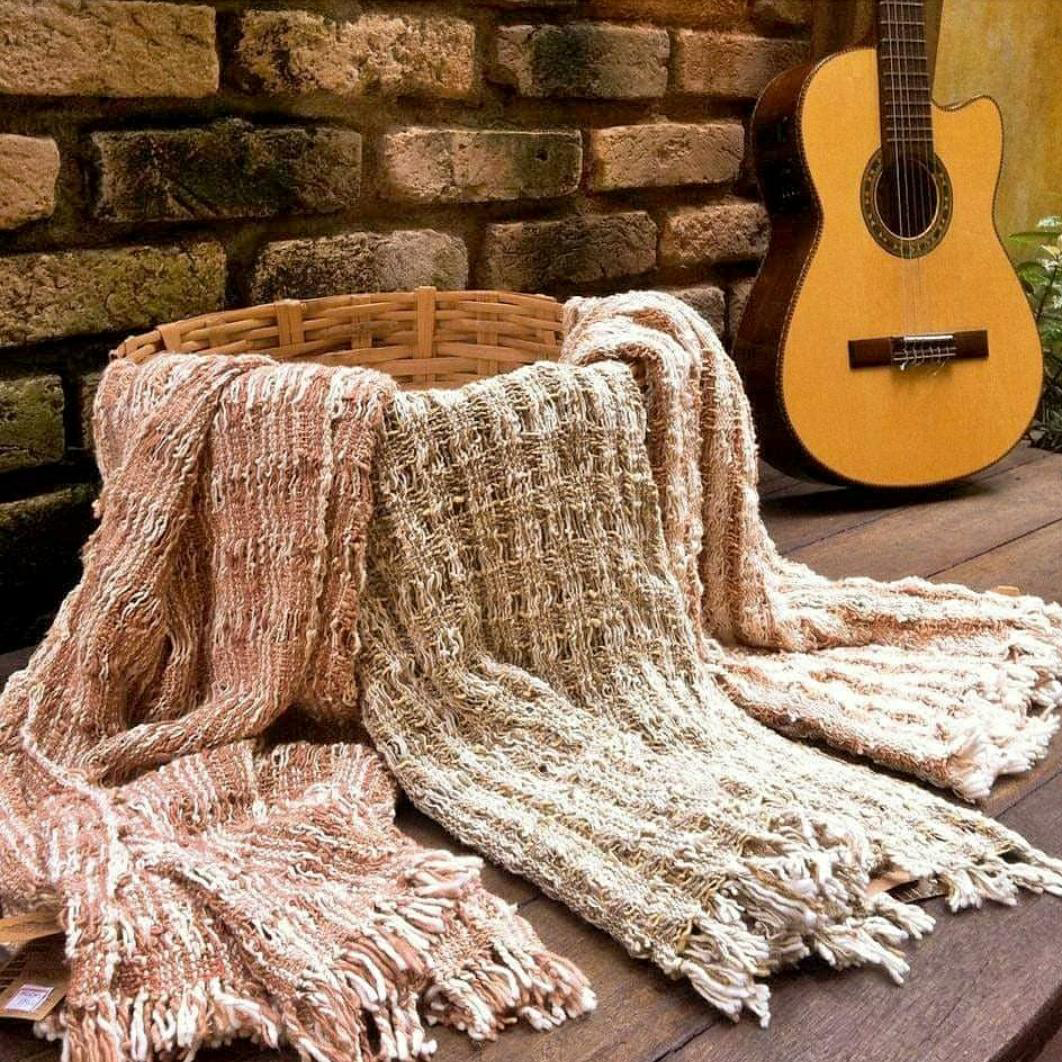 Brazil, Central Veredas, Weaving