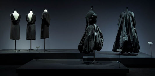 Balenciaga: Meesterlijk zwart