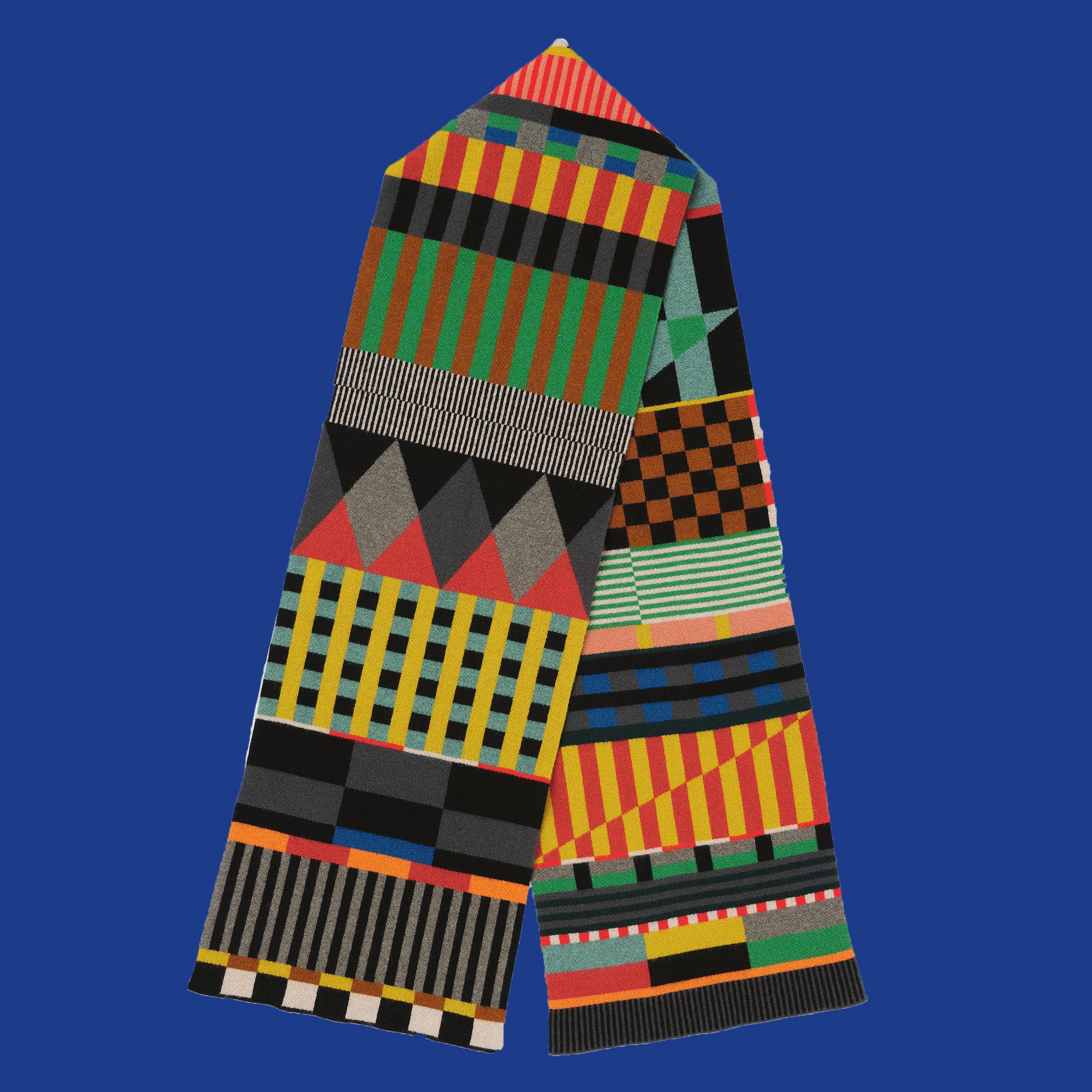 JO GORDON 幾何学模様 スカーフ 12 Days of Christmas: Win a Scarf from Jo Gordon – Selvedge Magazine