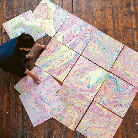 Losing your Marbles: Make your own Marbled Wallpaper with Natascha Maksimovic