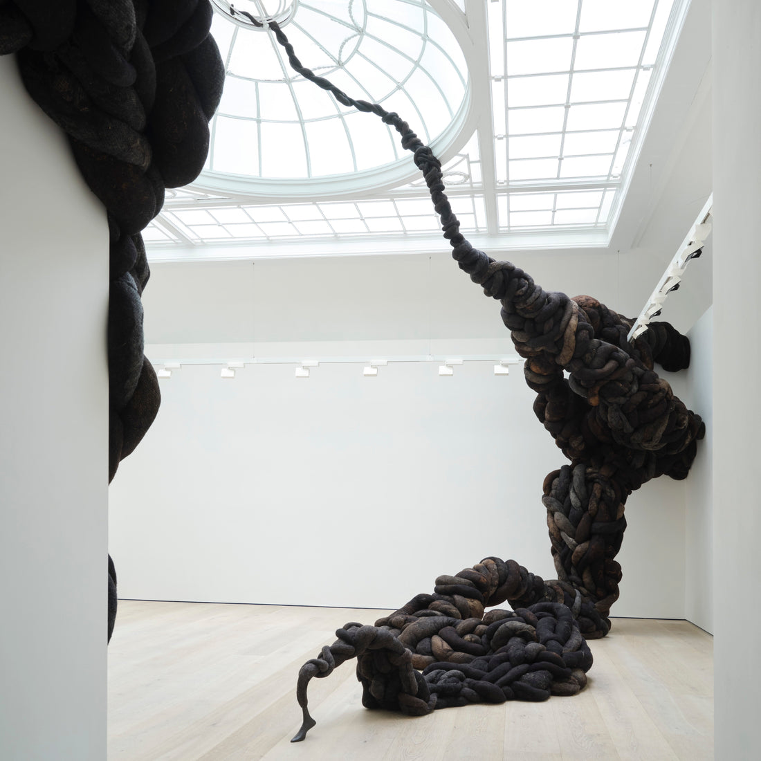 Wool, Horsehair and a Georgian Façade: Nicola Turner at Annely Juda