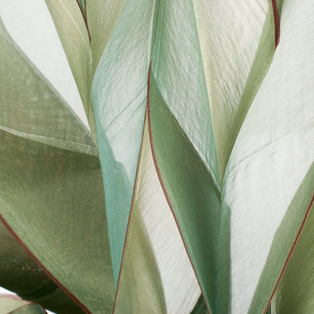 Car Parts, Silk Waste and the Making of Reiko Sudō's NUNO