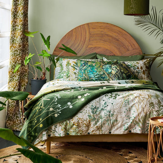 Clarissa Hulse and the Art of Bringing the Outside In