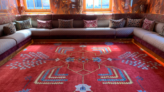 Meet the dealers: Clive Rogers | The Textile Society Antique and Vintage Textile Far (AVTF) Manchester