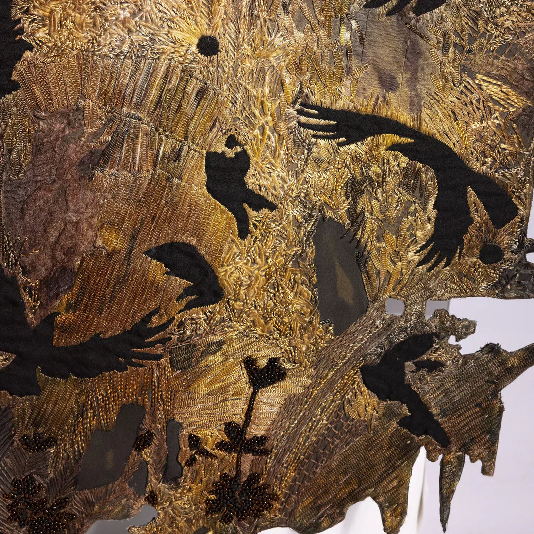 From Heart to Hand: Registrations Open for Hand & Lock’s 2026 Embroidery Prize