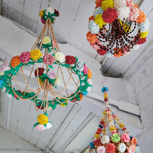 Making with the Season: An Easter Pająk