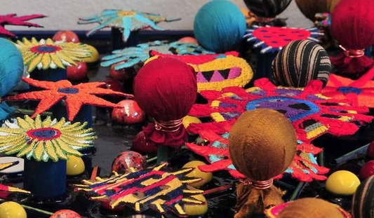 3-D Threads For Textiles With Michael Brennand-Wood